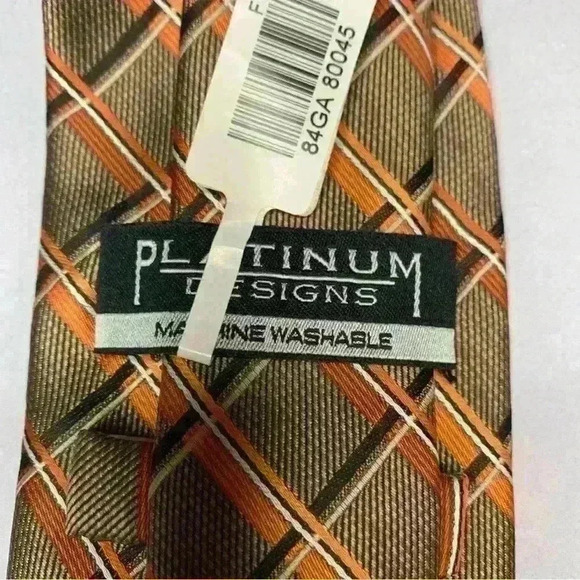 NWT Platinum Designs Men’s Tie. Orange and Brown. 100% Polyester. - Picture 5 of 5